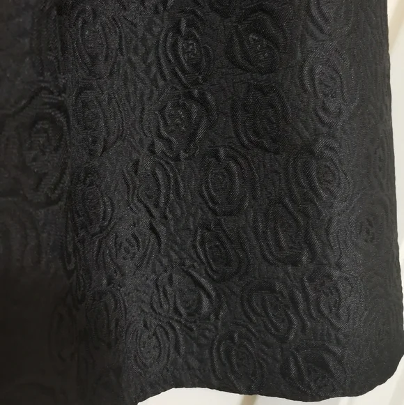 Rachel Parcell Classic black skirt - Picture 3 of 6